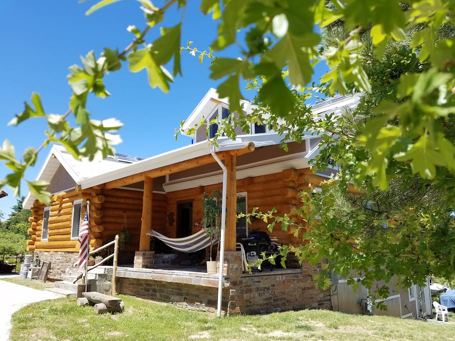 Mountain Log cabin with beautiful views of Utah county