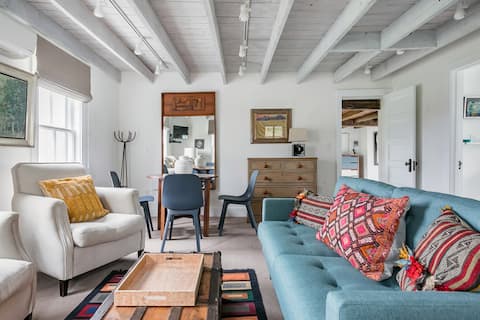 Hip Guest Cottage on Lake Property with Farm and Yoga Barn