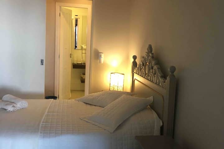 Magamistuba , kaheinimesevoodi 