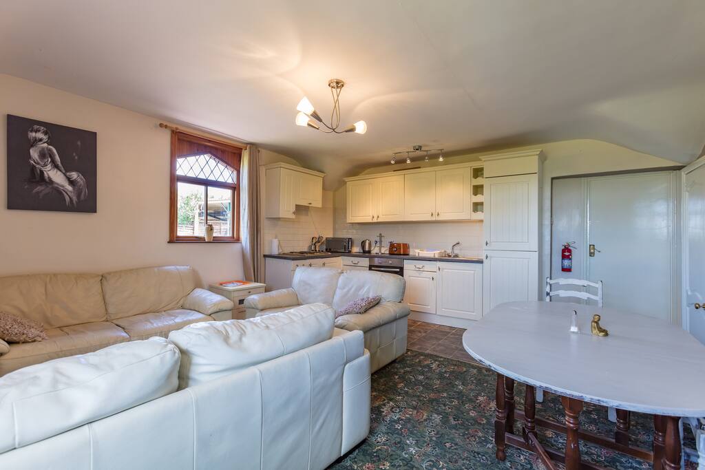 Living/kitchen