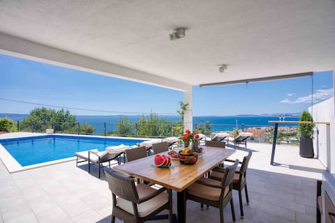 Luxury apartment Life