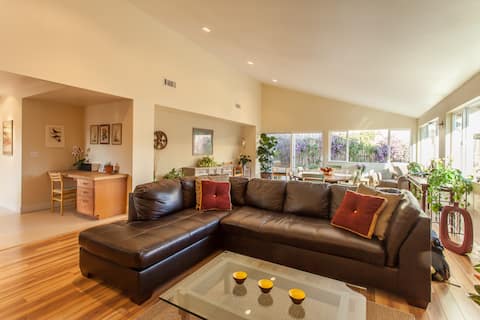 Top performing Airbnb: Newly Remodeled Designers Home in Arroyo Grande