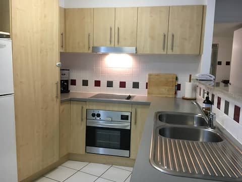 Top Airbnb: Cotton Tree Family Getaway in Maroochydore