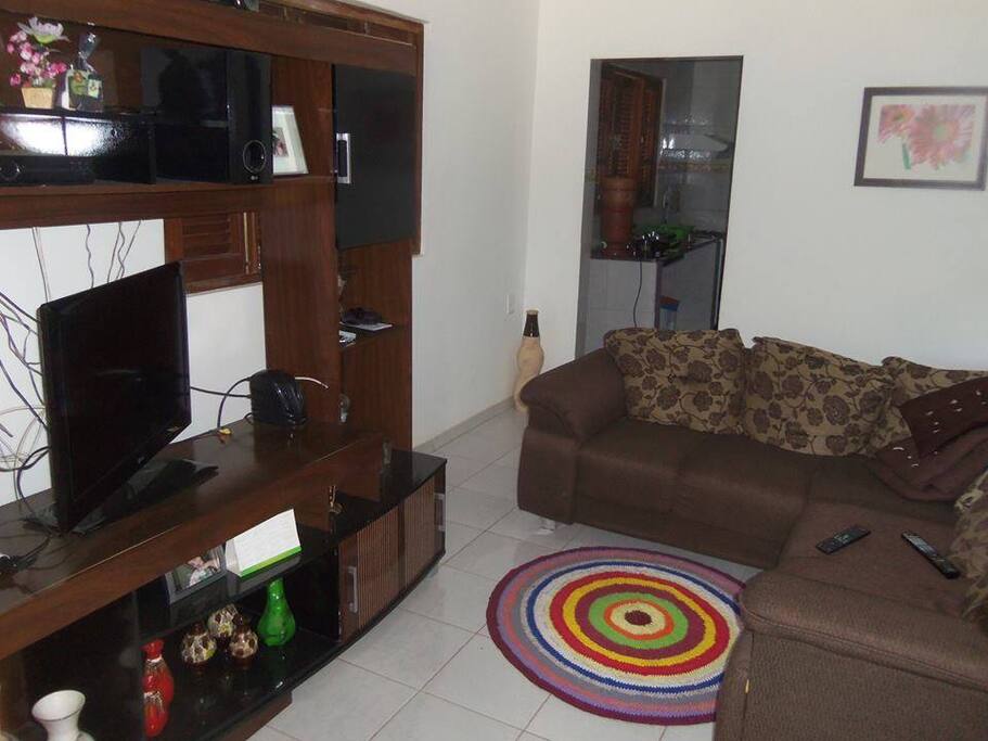 TV com Sky, NetFlix. Wi-fi.