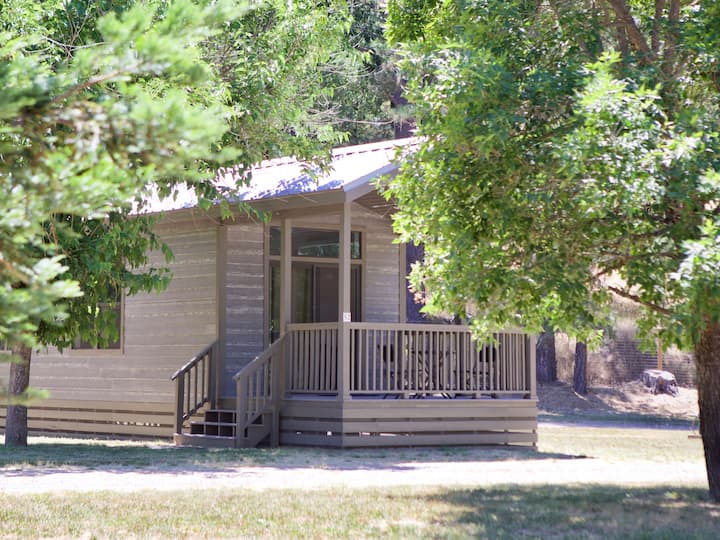 Mountain Retreat Cottage - C7 - Clearlake, CA