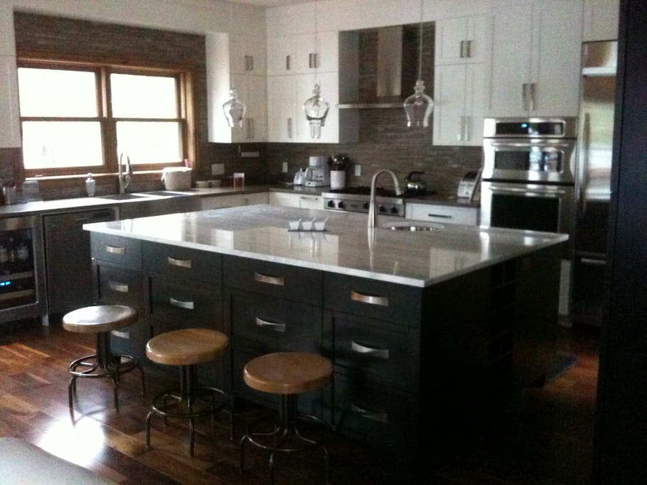 Beautiful, modern kitchen