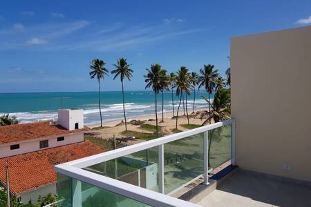 Duplex com cobertura de frente para o Mar de Porto