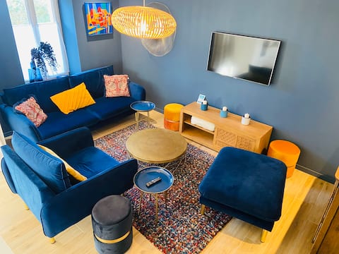 Top performing Airbnb: Renovated house in the heart of Carantec with HOT TUB in Carantec