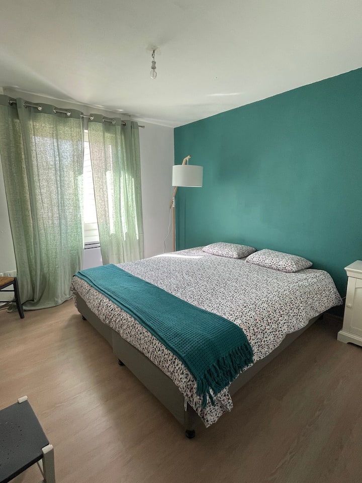 Spálňa 2 (2 x 90 lôžok) na výber z 1 menšej veľkosti alebo 2 samostatných lôžok 