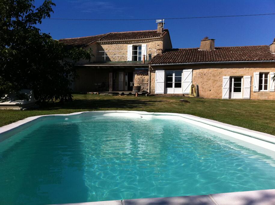 La façade coté jardin
