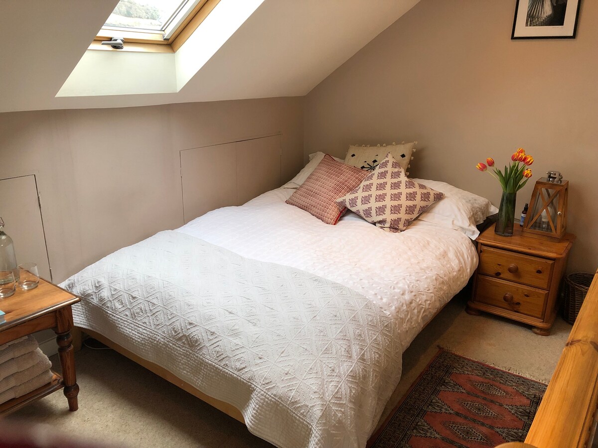 Top 12 Airbnb Vacation Rentals In Dorking, UK Updated 2024 Trip101