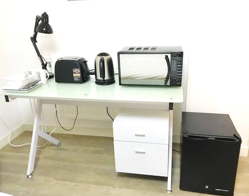 Microwave, plates/cutlery, kettle, toaster and mini fridge in the ensuite bedroom