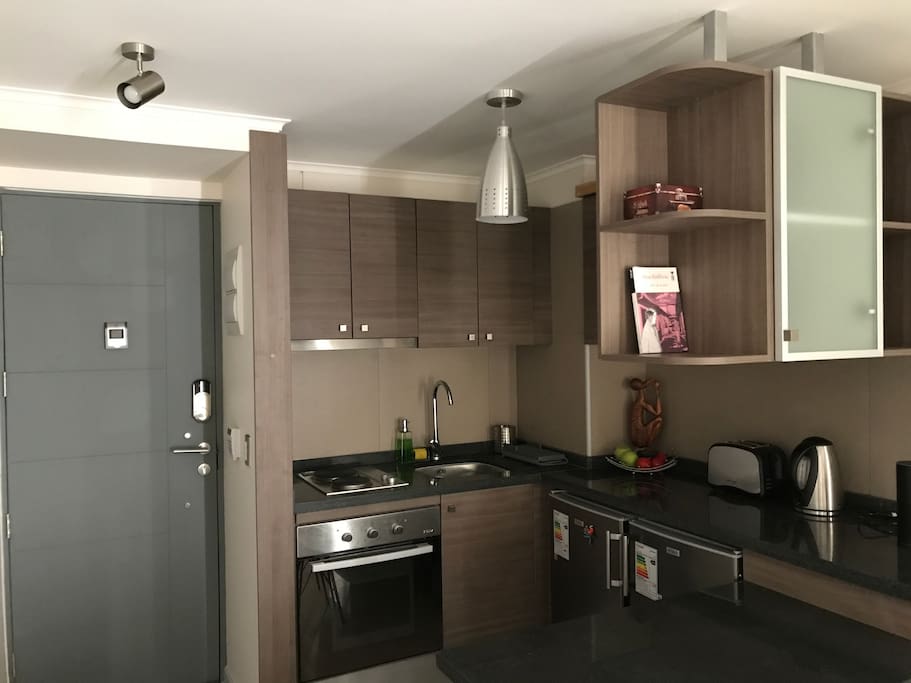 Fully equipped kitchen.