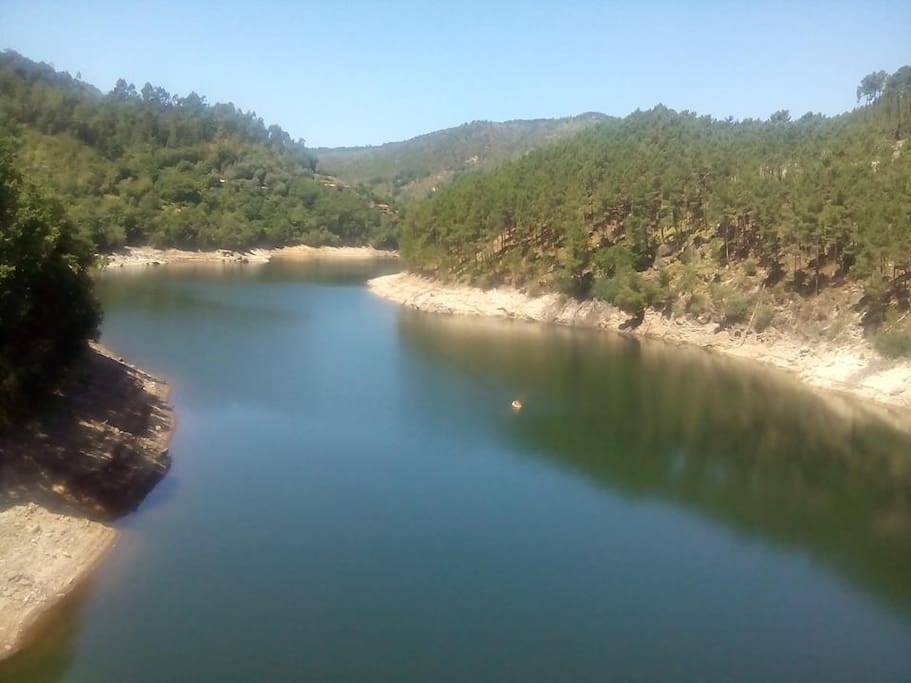 Bacia da barragem de Salamonde