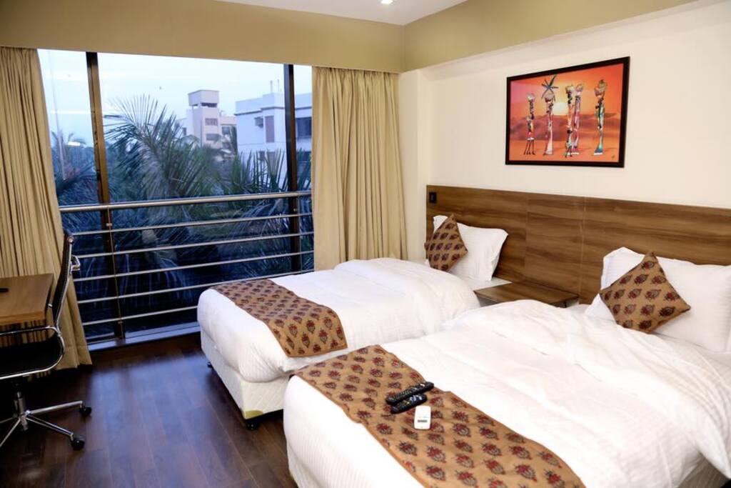 Twin bed