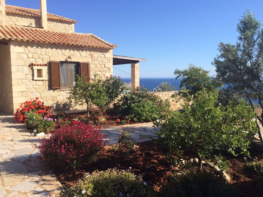 Sunset Villas overlooking the Messinian Gulf