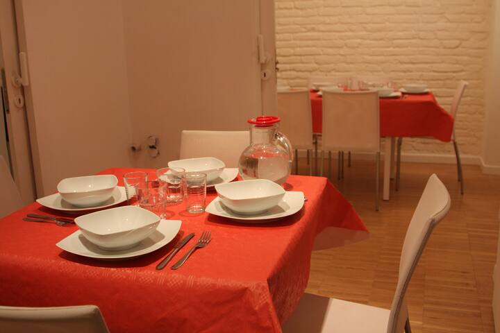 Garden View ShortLet 11people gallery image 4