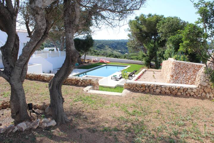 Sea views and largest private pool in Calan Porter gallery image 4