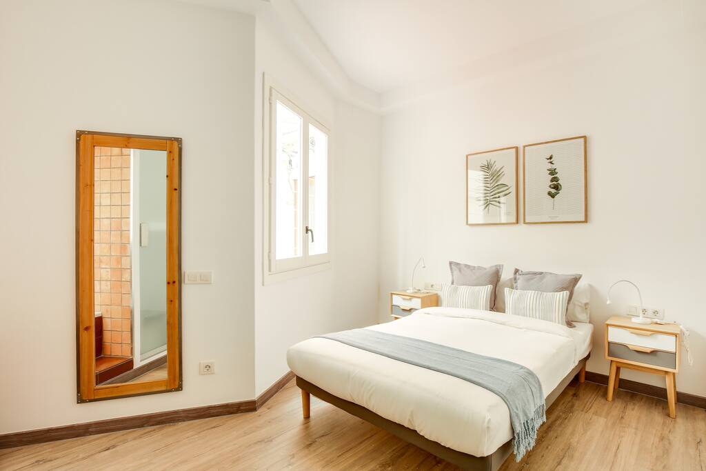 Comfortable double bedroom