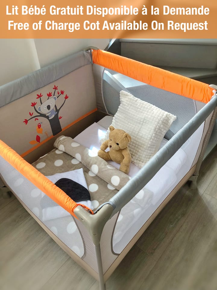 เตียงเด็กอ่อนฟรีตามคำขอ