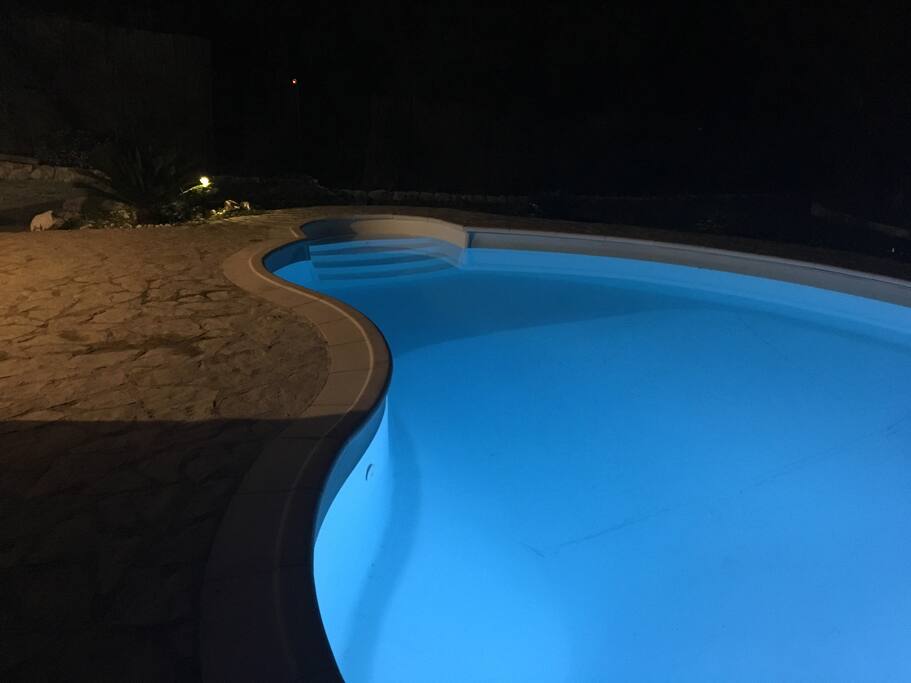 Private pool