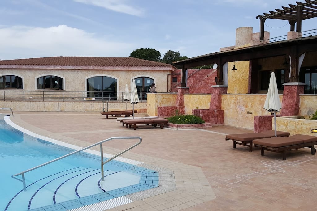 PISCINA DEL RESIDENCE 2