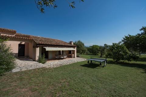 Spacious Villa in Provence