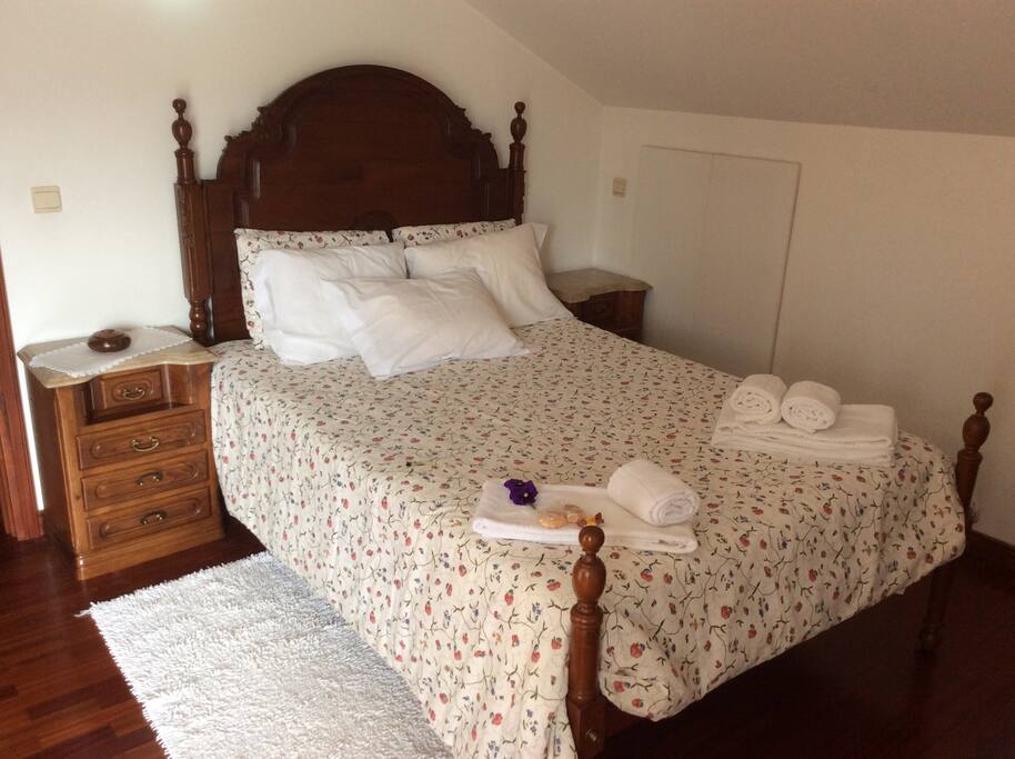Quarto Familiar Watssap +351919275730