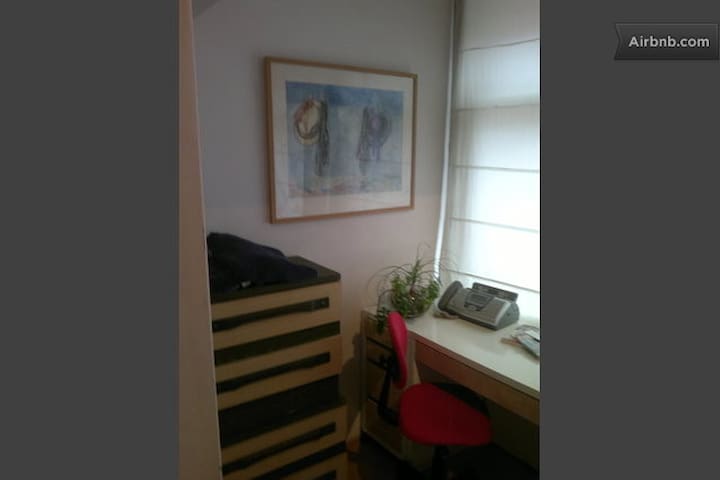 Cute Room in  Den Haag Centrum