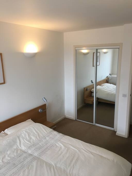 Double bedroom showing wardrobe