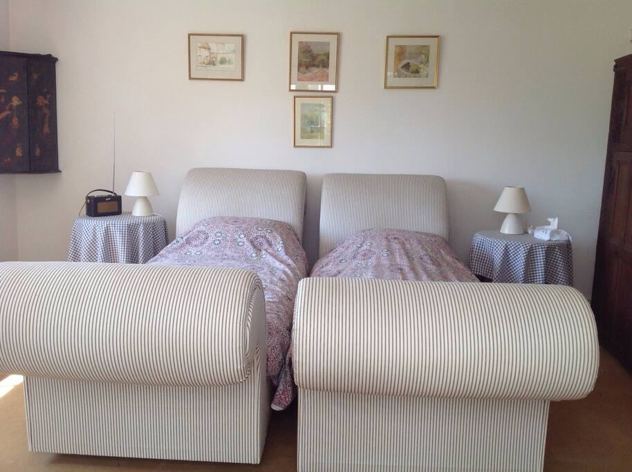 Cottage bedroom