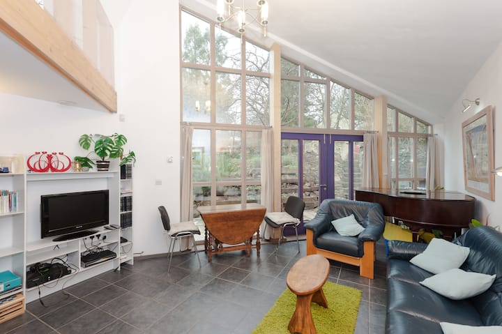Modern inner city 3 bed eco house