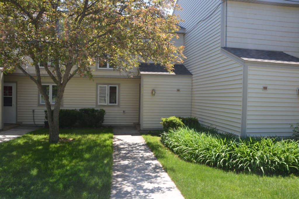 Front entrance to D-3 Townhouse.