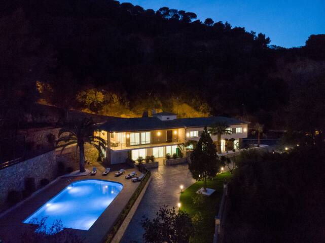 CANYELLES BEACH COSTA BRAVA gallery image 2