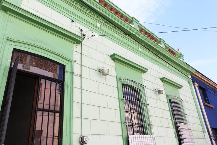 Antique House Excellent Location Houses For Rent In Guadalajara Jalisco Mexico