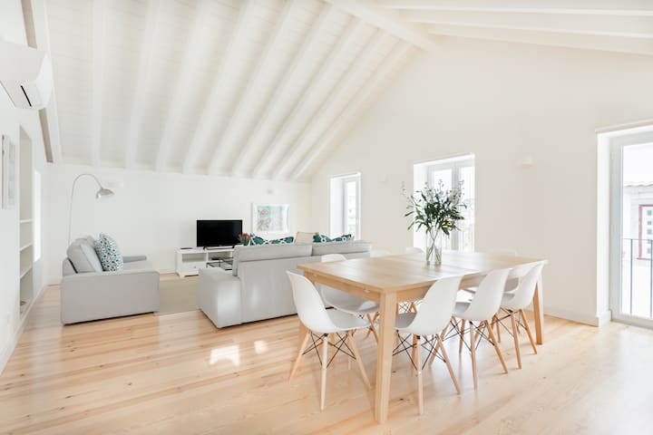 Unique Cascais Penthouse with Beach View