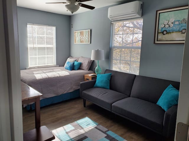 Gem Room with Ample Parking