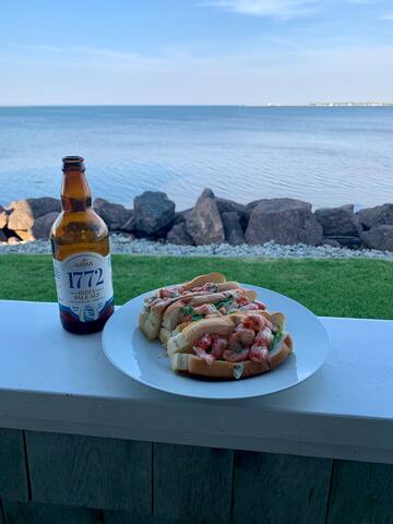 Luxury Shediac Cape Waterfront Cottage gallery image 3