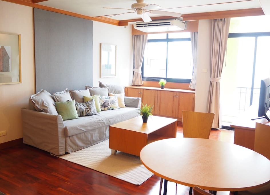 Living Room, dining area with sofa bed