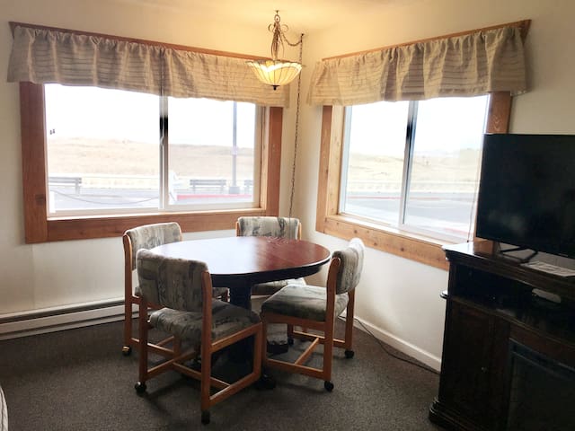 Great View- Oceanfront Condo! (104)