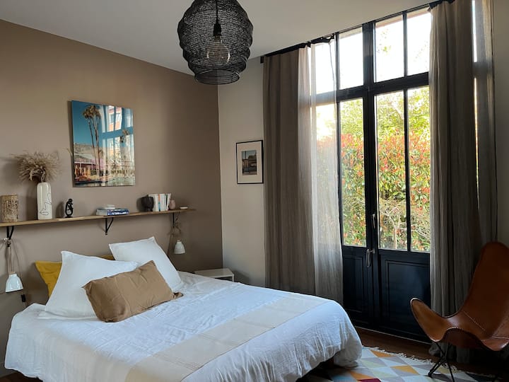 Spálňa s posteľou 160