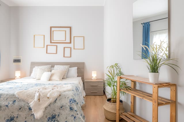 Verwonderend Airbnb® | San Siro - Acquaseria - Vacation Rentals & Places to QH-19