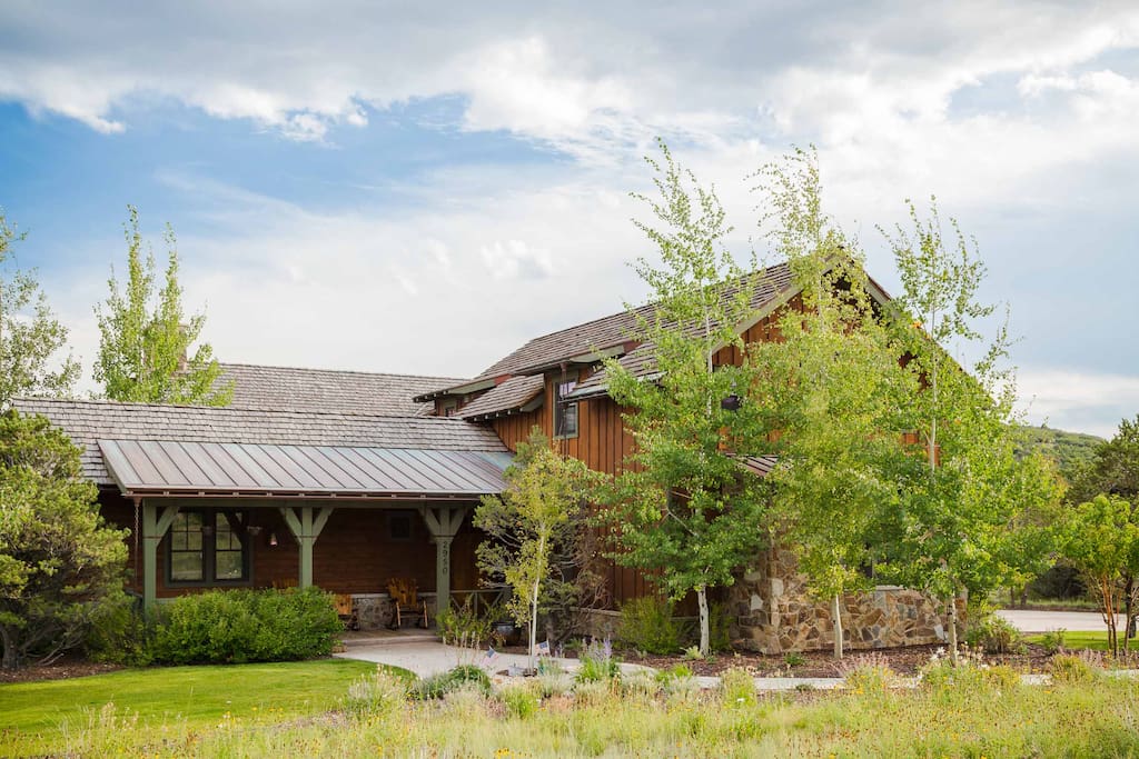 Front natural landscaping