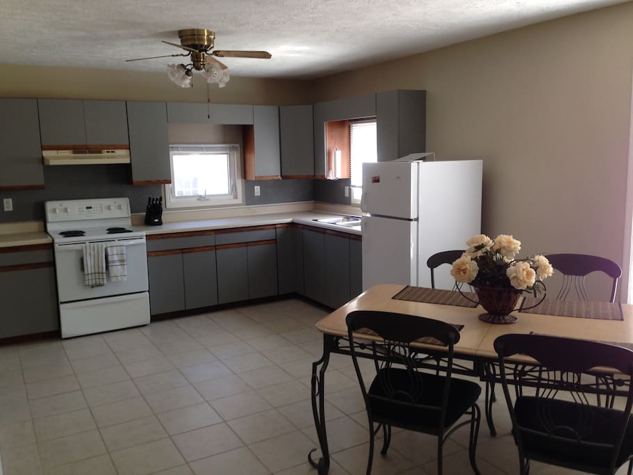 Kitchen/Dining