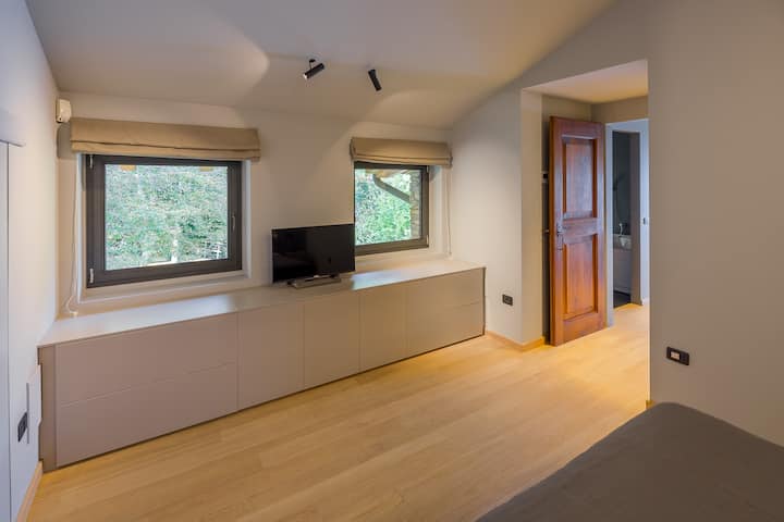 Second floor double bedroom