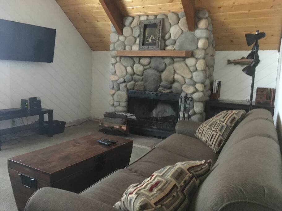 NEW RIVER ROCK WOOD BURNING FIREPLACE