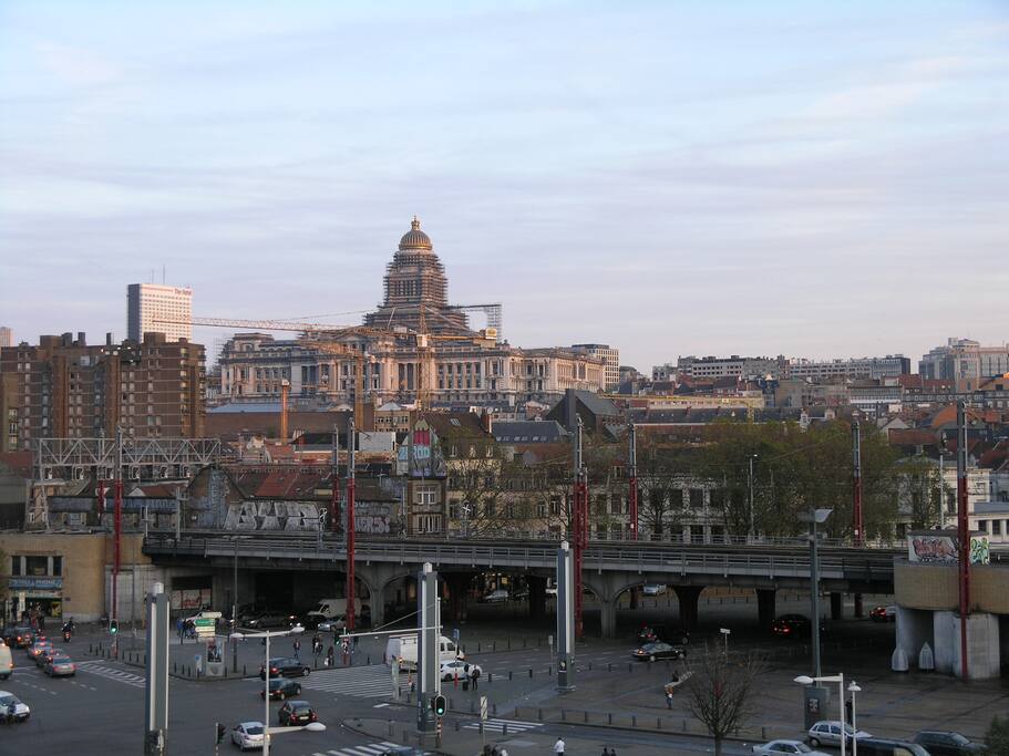 View from the living room to the railway and the courthouse