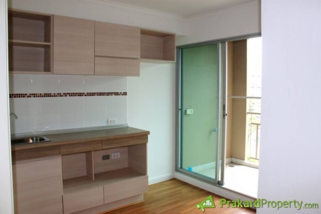 Kitchen Corner & Balcony