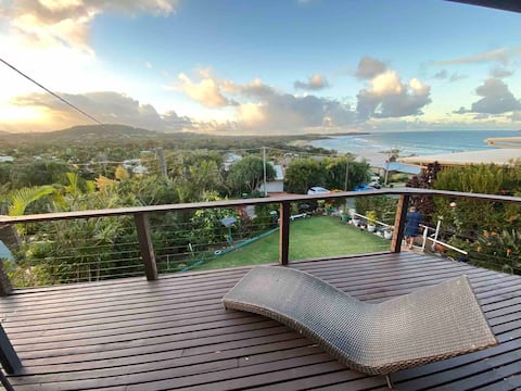 Stunning views with soul - Emerald Beach House