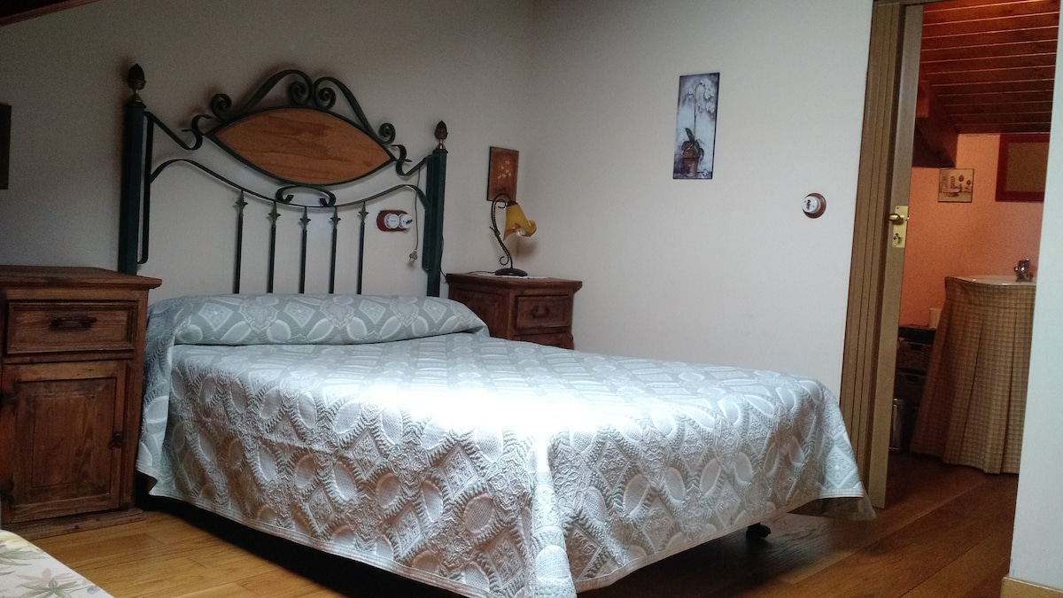 Casa La Solana de Babia. - Casas en alquiler en Torrestío, Castilla y León,  España - Airbnb